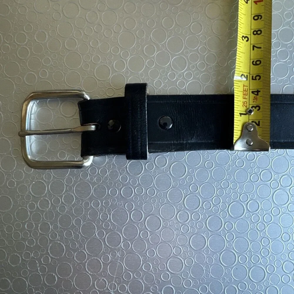 Vintage Leegin Black Leather Belt Style 2950 USA Interchangeable Size 42 Classic